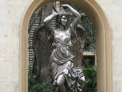 玻璃钢天使人物雕塑