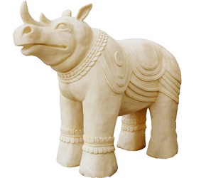 犀牛砂岩雕塑